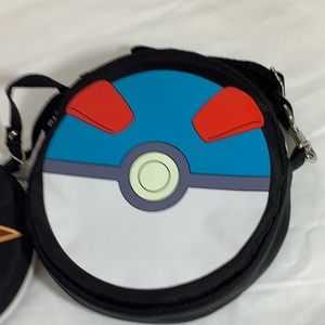 NWT Lesportsac Evee Great Ball Leah Crossbody